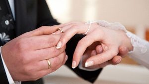 محامي في دبي يمكن أن يساعدك في إجراءات الزواج في الإمارات