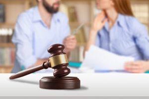 هل تبحث عن أفضل محامي قضايا طلاق في الامارات؟ تواصل معنا